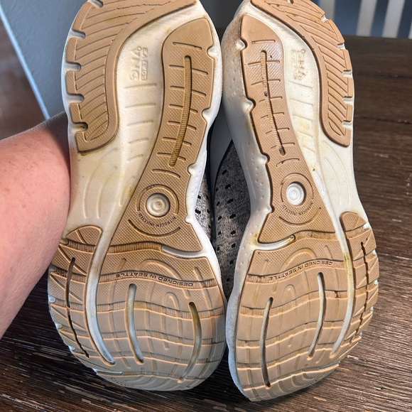 Brooks Glycerin Stealth 20 running shoes size 9 - Picture 9 of 11